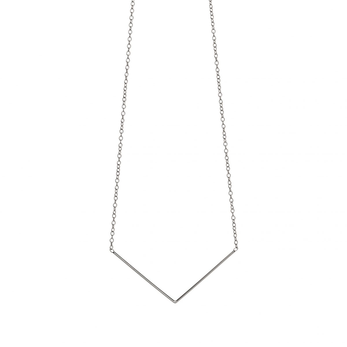 SS-607samojauskaite_jewellery_angle_necklace_silver_main